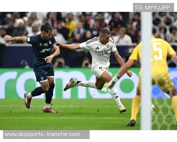 欧联杯精彩对决皇马凭点球战胜国米全场沸腾瞬间回顾