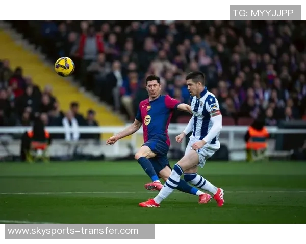 友谊赛巴萨大胜莱比锡红牌事件引发全场热议与争议