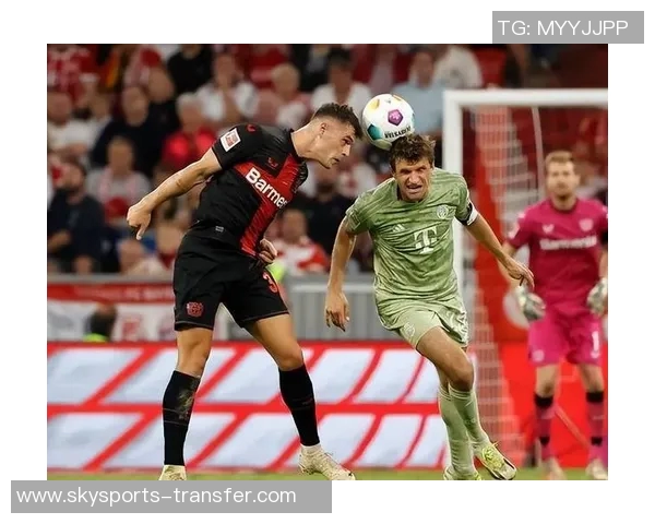 友谊赛精彩回顾拜仁3-0战胜国米争议判罚引发热议 友谊赛精彩回顾拜仁3-0战胜国米争议判罚引发热议