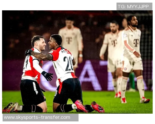 波尔图狂胜皇马四球零封赛场瞬间引发热烈讨论