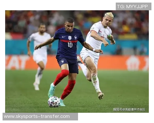 英超惊现冷门尤文图斯3-0莱比锡红牌事件引发全场热议 英超惊现冷门尤文图斯3-0莱比锡红牌事件引发全场热议